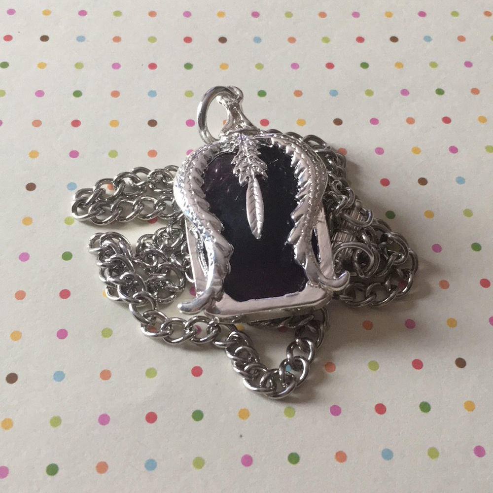 Fun purple silver necklace magnetic clasp